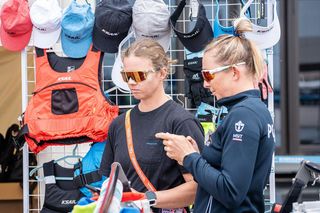 Agata Barwińska ze srebrnym medalem po Mistrzostw Świata klas olimpijskich w Chinach