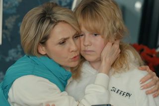 Barwy szczęścia, odcinek 3200: Emilka wpadnie w panikę przed wylotem! To dlatego córka Malwiny zacznie kreślić czarne scenariusze - ZDJĘCIA