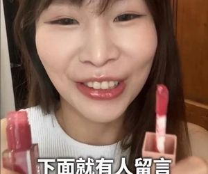 Nie żyje influencerka, która jadła kosmetyki. Miała tylko 24 lata