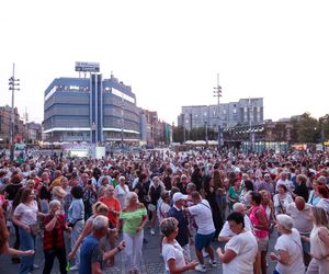 Potańcówka na Rynku w Katowicach 16 sierpnia 2025