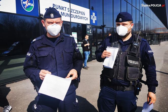 Szczepienie policjantów ze Śląska [ZDJĘCIA]