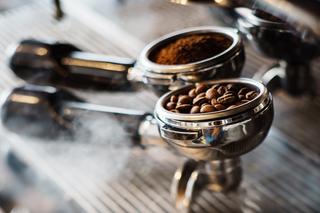 Jak przygotować profesjonalną kawę w domu?