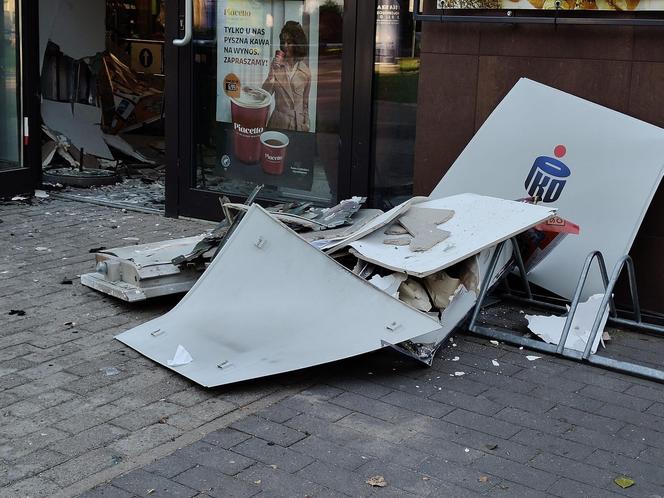 Złodzieje wysadzili bankomat w Kołobrzegu