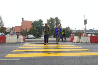 Przejście na dziko na ulicy Focha. Kiedyś dojdzie tu do tragedii