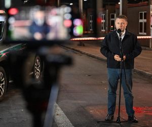 Terespol. Konferencja prasowa ministra Marcina Kierwińskiego.
