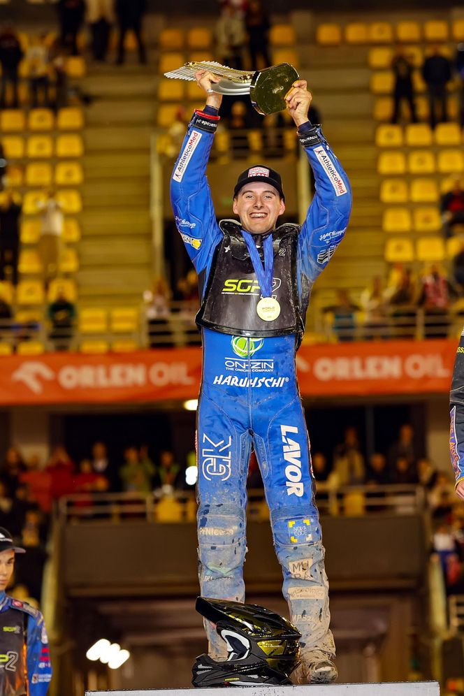 Wiktor Przyjemski mistrzem świata juniorów. Finał SGP2 na Motoarenie w Toruniu - zdjęcia z imprezy