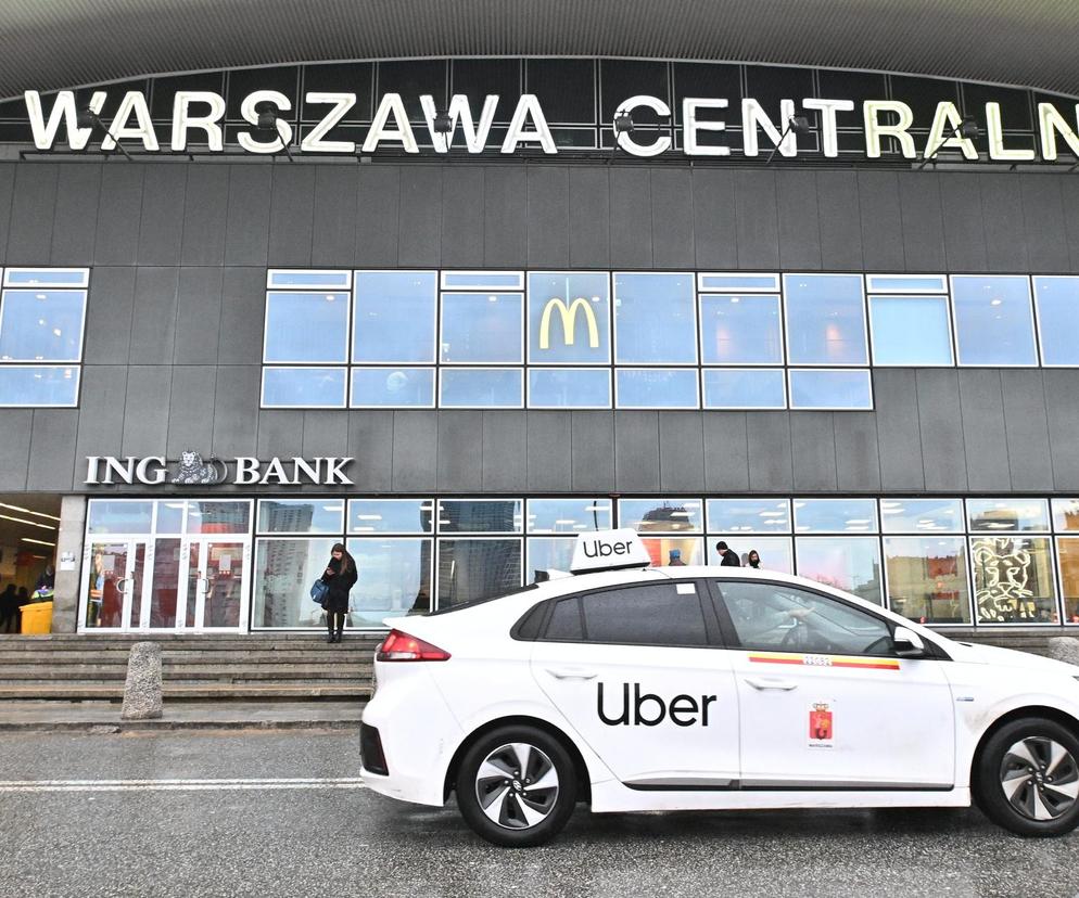  Uber przejmuje dworzec Centralny? Co dalej z tradycyjnymi taksówkami? 