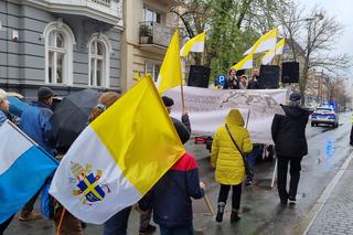 Tłumy ludzi na ulicach Bydgoszczy