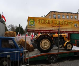 Protest rolników 20 marca przed Lubelskim Urzędem Wojewódzkim w Lublinie