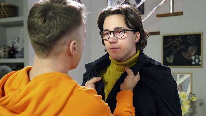 Barwy szczęścia odc. 2647. Patryk (Konrad Skolimowski), Kajtek (Jakub Dmochowski)