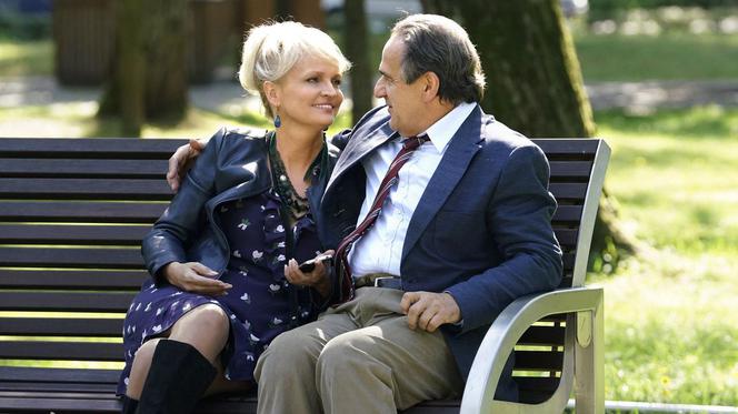 Barwy szczęścia odc. 2006. Jerzy (Bronisław Wrocławski), Małgorzata (Adrianna Biedrzyńska)