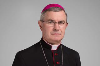 Biskup rzeszowski Jan Wątroba zakończył kwarantannę. Koronawirus Podkarpackie