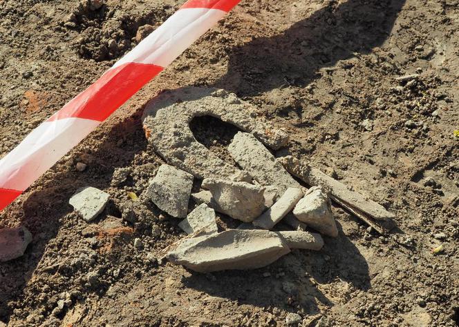 Ludzie kości odkryte pod Placem Litewskim!