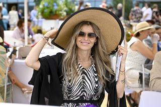 Mandaryna mieszka w kontenerze