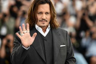 Johnny Depp wraca w wielkim stylu. Na premierze nowego filmu polały się łzy (wideo)