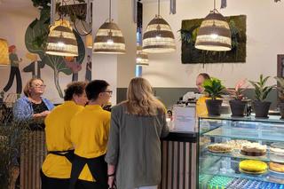 Cafe Równik znowu otwarty. Wyjątkowa kawiarnia na Nadodrzu po remoncie