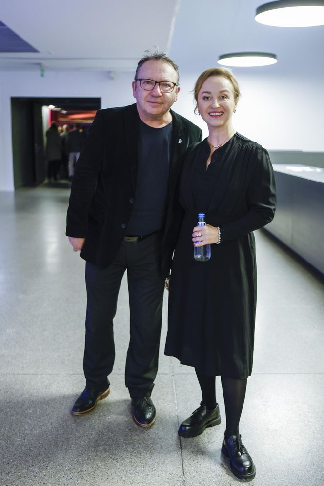 Gabriela Muskala Zbigniew Zamachowski jadą metrem