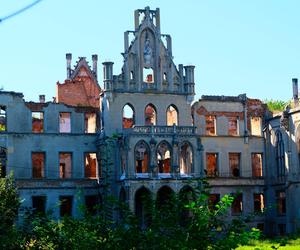 Pałac w Kopicach. Od bajki o Kopciuszku do ruiny