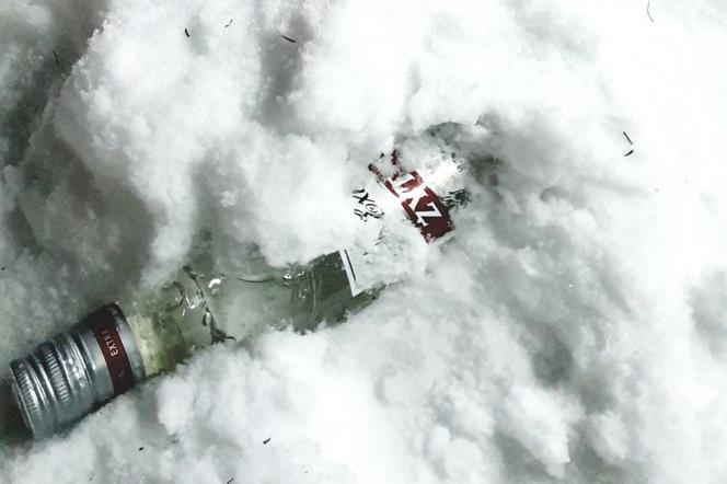 Ruda Śląska: Pijacka impreza w Walentynki mogła skończyć sie tragicznie. 14-latka leżała nieprzytomna w śniegu