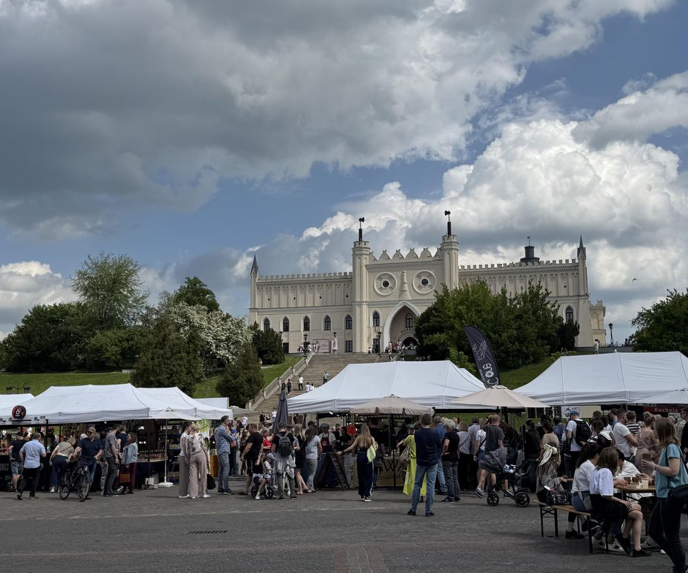 Tłumy na placu Zamkowym w Lublinie. Trwa festiwal smaków. Mamy zdjęcia!