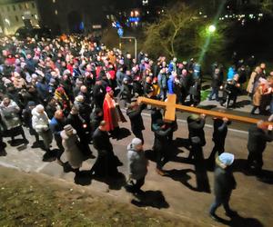 Ulicami Olsztyna przeszła Droga Krzyżowa 