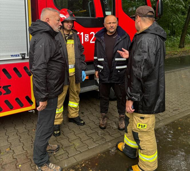 Pogotowie przeciwpowodziowe w powiecie pszczyńskim. Ponad 250 zgłoszeń, przekroczone stany rzek