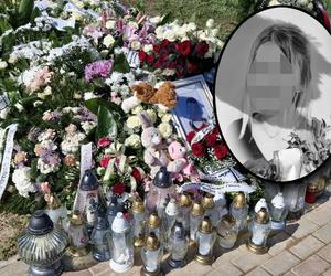 Wielkie serce z białych róż i misie na grobie Emilki. Niebo płakało na pogrzebie 15-latki z Bydgoszczy