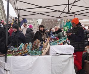 Kiermasz i inscenizacja na Placu Wolności z okazji Kaziuka Wileńskiego