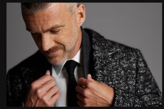 Esencja męskiej elegancji.  Klasyka i kunszt krawiecki na sezon jesień/zima 2025. 