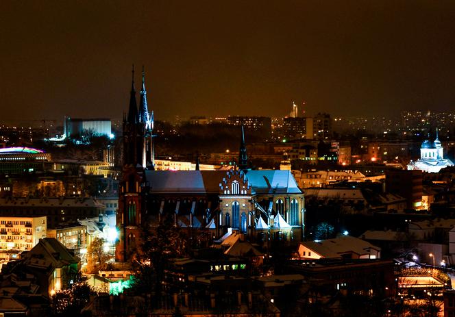 Białystok w innym świetle. Miasto szuka oszczędności, wyłączając nocne oświetlenie