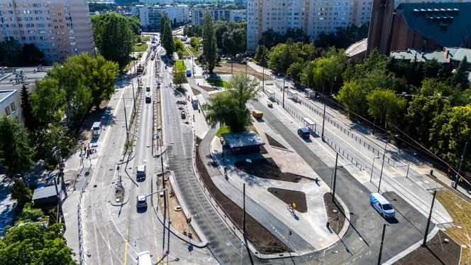 Tramwaj na Stegny w Warszawie w przeddzień otwarcia