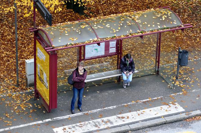 Zanim wsiądziesz sprawdź rozkład jazdy. Autobusy i trolejbusy pojadą rzadziej. [AUDIO]