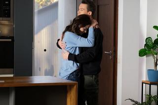 M jak miłość odc. 1729. Kasia Stawska (Paulina Lasota), Jakub Karski (Krzysztof Kwiatkowski)