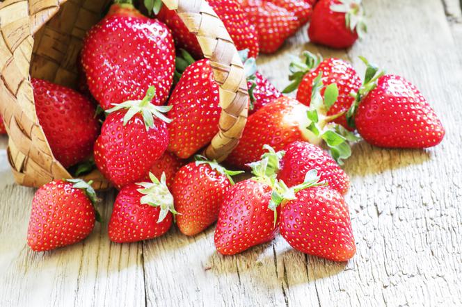 DIETA TRUSKAWKOWA - czy można schudnąć, jedząc truskawki?