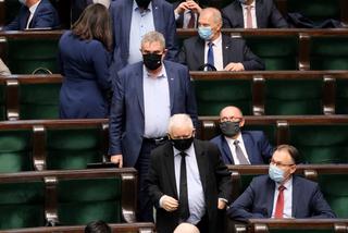 Posiedzenie Sejmu. Wyrzucą Kaczyńskiego z obrad?! [RELACJA NA ŻYWO]