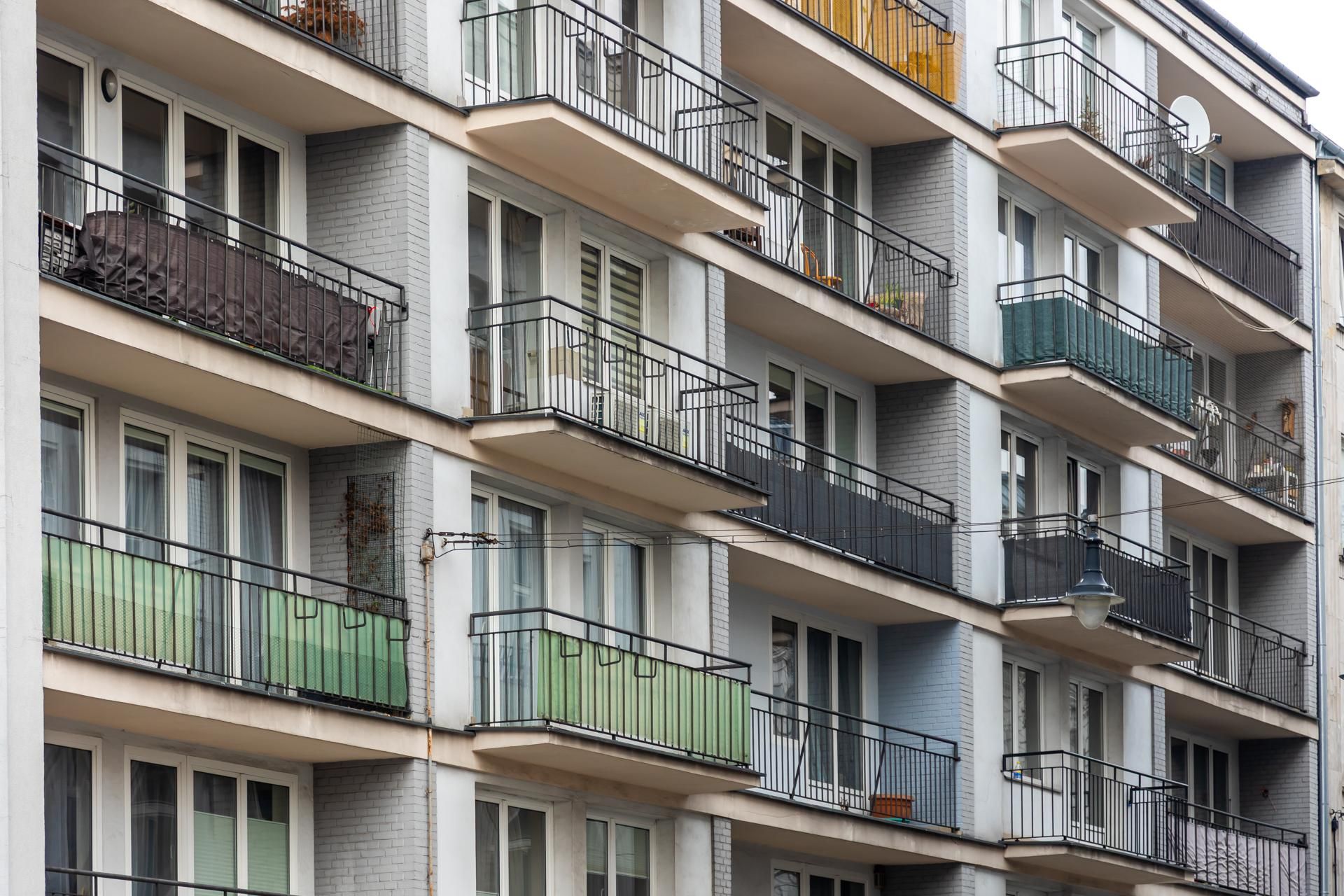 Pierwszy Mister Warszawy. Blok na Kredytowej 8 w Warszawie