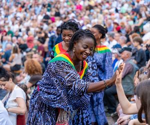 Dni Folkloru w Olsztynie 2025. Ulicami Starego Miasta przeszedł barwny korowód