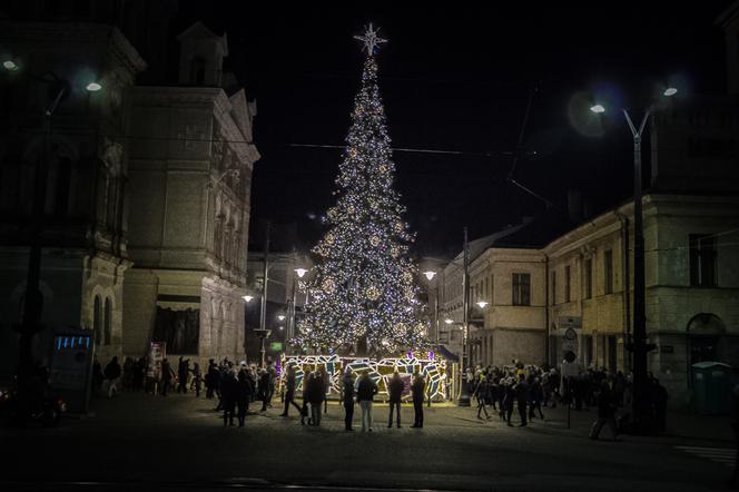 Iluminacje świąteczne na Piotrkowskiej