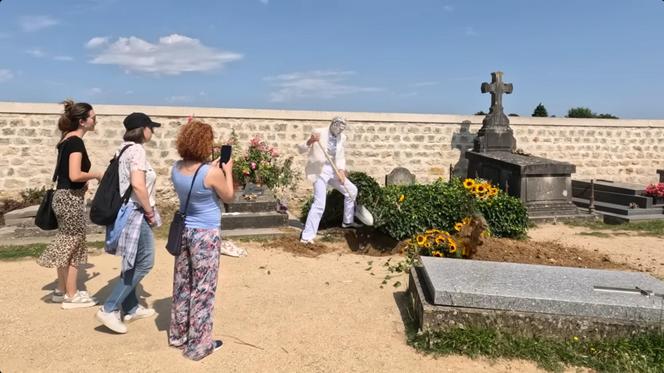 Wykopywał z grobu sławnego malarza! Szokująca akcja policji na cmentarzu