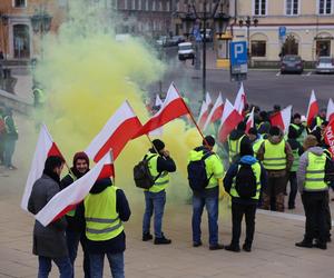 Protest rolników 20 marca w Lublinie. Przeszli ulicami miasta pod LUW