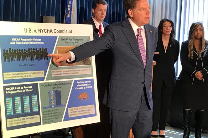 2 miliardy za narażanie lokatorów