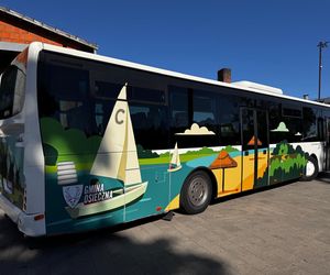 Nowe autobusy w Osiecznej 