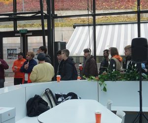 Tłumy na otwarciu Popeyes w Olsztynie. Rekordzista czekał w kolejce ponad 20 godzin