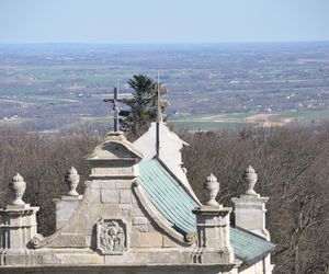 Wał kultowy na Łysej Górze i Święty Krzyż