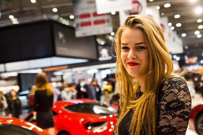 hostessy na targach Motor Show Poznań 2016