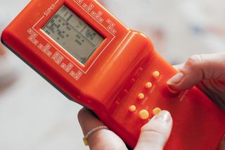 Komunijne prezenty rodem z PRL. Za tym szalały dzieciaki!