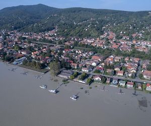 Fala kulminacyjna dociera do stolicy! Orban zapewnia, że wszystko pod kontrolą