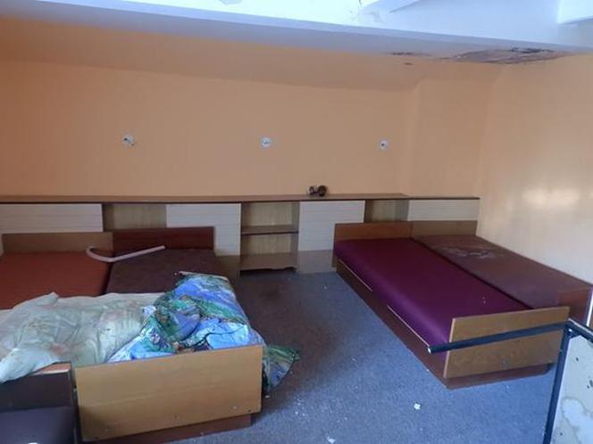 Niszczejący hotel w Karpaczu