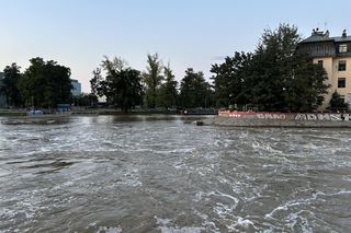 Wysięk na wale przeciwpowodziowym we Wrocławiu. Podniesie się poziom Bystrzycy