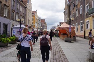 Dni Olsztyna 2025. Dziesiątki wystawców i setki olsztynian na Jarmarku Jakubowym